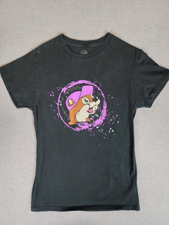 BUC-EE'S Tops - Buc-ee Beaver Rapper Black And Purple Graphic Tee Small  Streetwear